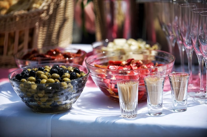 Hobbit-style Catering